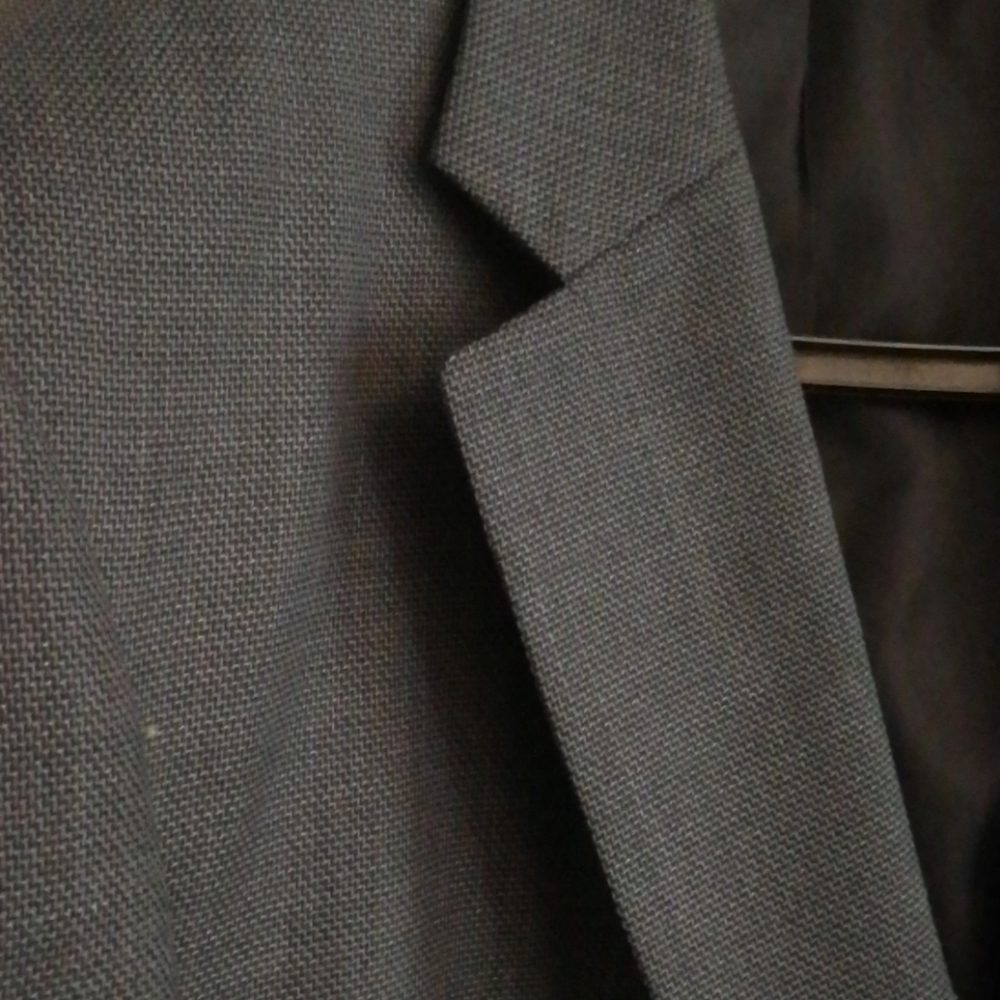 Man's jacket - Picture 2 of 8